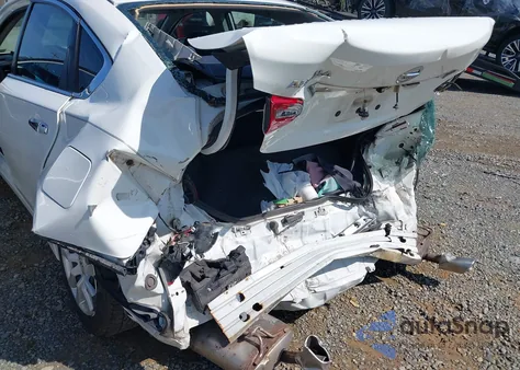 2018 Nissan Altima 2.5/S/Sv/Sl/Sr из США, поврежденный, VIN 1N4AL3AP1JC132537